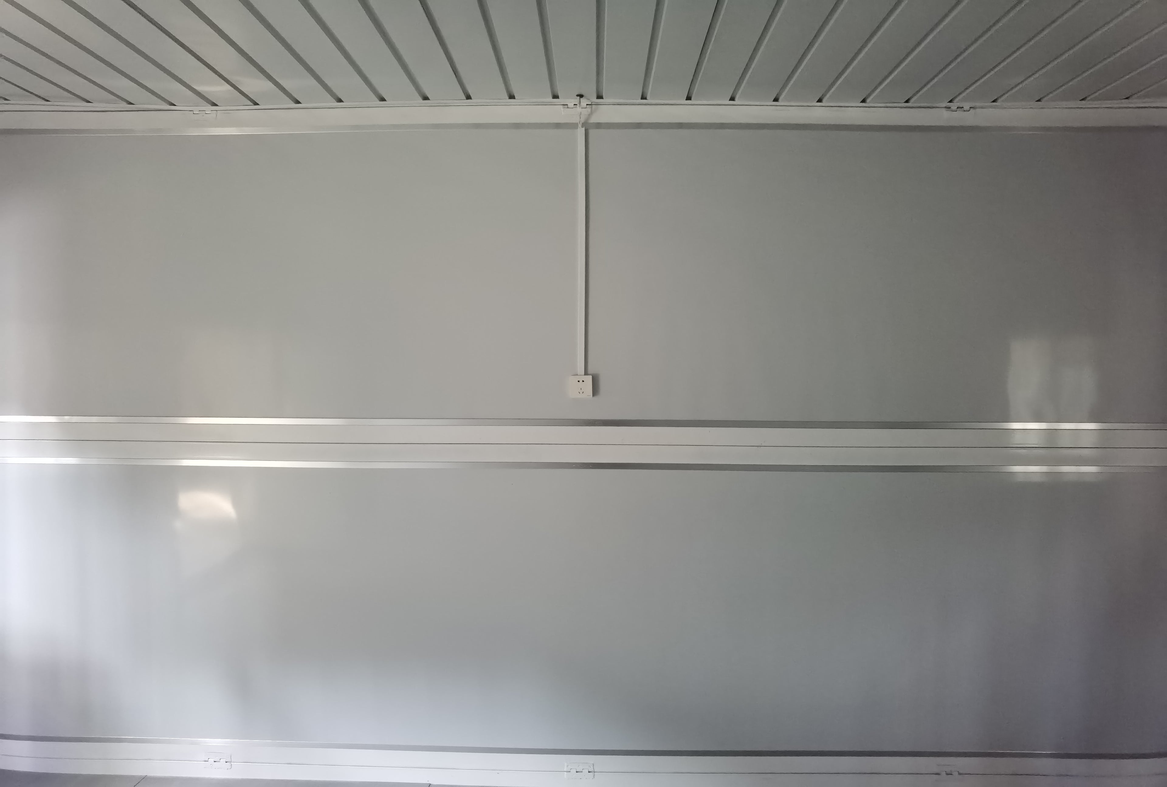 FOLDING CONTAINER HOUSE