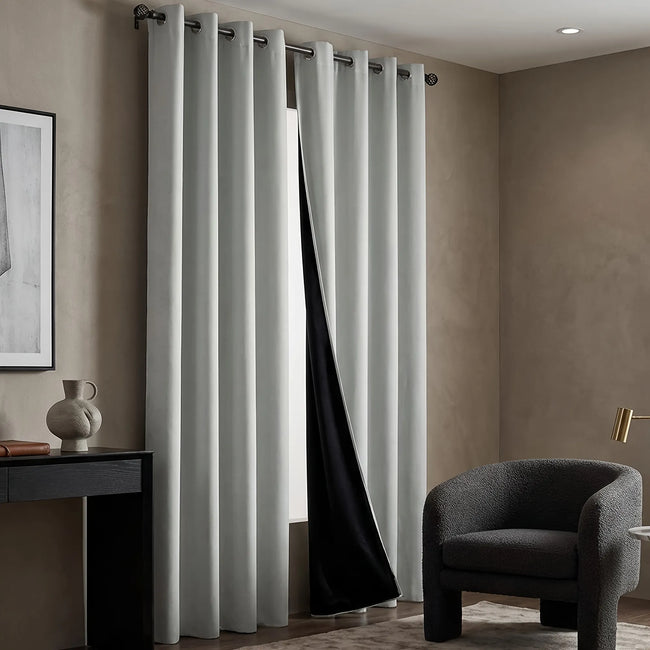 Thermal Curtain Hover Image